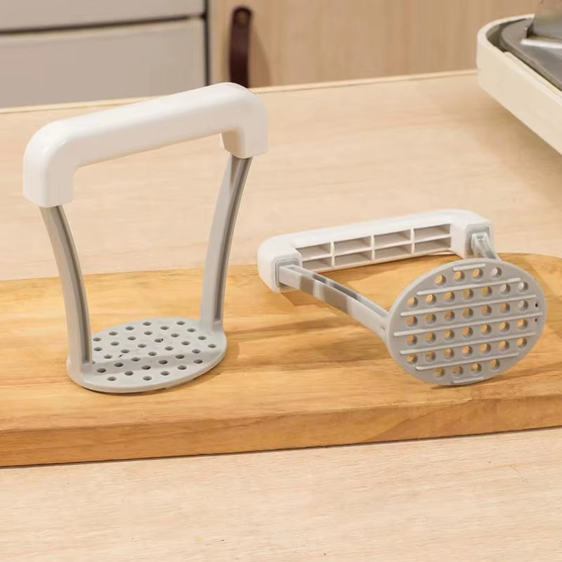 Manual Potato Masher Durable Potato Ricer Kitchen Vegetable Masher with Non-Slip Handle Fruit Juicer Kitchen Gadgets